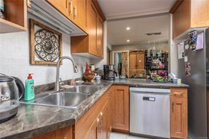 877 Hutchinson Rd — listing photo 14 of 79