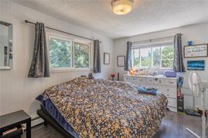 877 Hutchinson Rd — listing photo 16 of 79