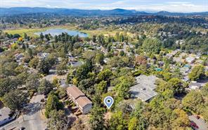 1030 Falmouth Rd, Saanich
