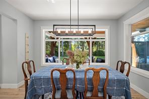 2377 Barbara Rd — listing photo 33 of 96