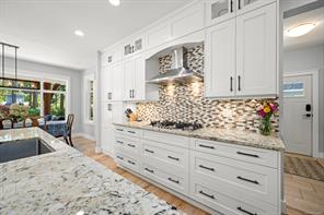 2377 Barbara Rd — listing photo 40 of 96