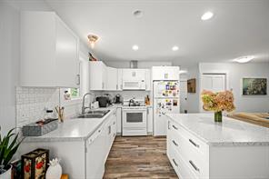 2377 Barbara Rd — listing photo 74 of 96