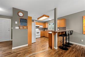 9-1370 Henry Rd — listing photo 15 of 45