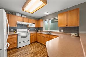9-1370 Henry Rd — listing photo 16 of 45
