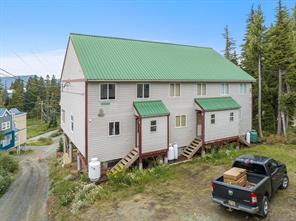 3-699 Castle Crag Cres — listing photo 29 of 38