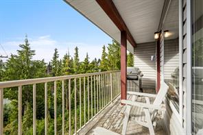 3-699 Castle Crag Cres — listing photo 32 of 38
