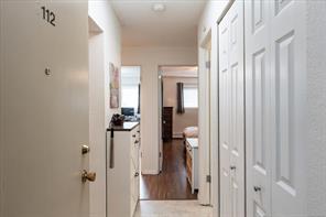 112-218 Bayview Ave — listing photo 26 of 30