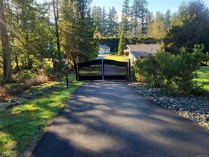 4718 Shell Beach Rd — listing photo 16 of 95