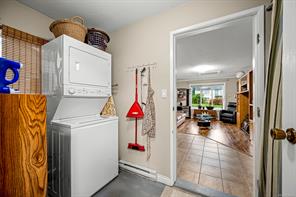 1965 Cougar Cres — listing photo 28 of 37
