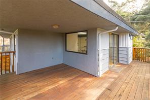 2660 MacDonald Dr — listing photo 16 of 41
