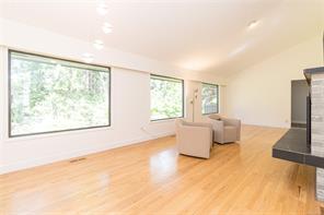 2660 MacDonald Dr — listing photo 17 of 41