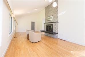 2660 MacDonald Dr — listing photo 18 of 41