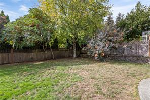 1715 Country Hills Dr — listing photo 35 of 39