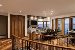 10206 Surfside Pl — listing photo 18 of 48