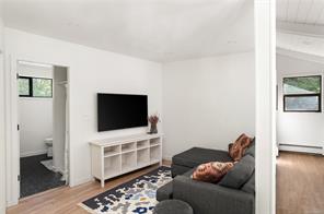 2446 Sommer Lane — listing photo 20 of 36