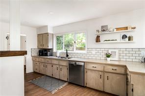 2446 Sommer Lane — listing photo 25 of 36
