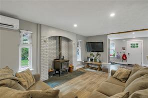 61 Maple Park Cir — listing photo 16 of 58