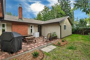 61 Maple Park Cir — listing photo 39 of 58