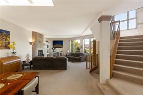 335 King George Terr — listing photo 21 of 41