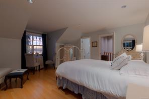319 Chemainus Rd — listing photo 26 of 99