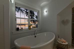 319 Chemainus Rd — listing photo 29 of 99