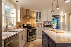 319 Chemainus Rd — listing photo 38 of 99