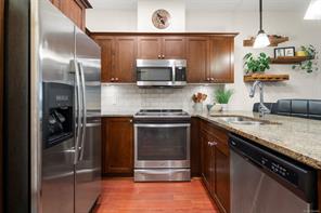 105-101 Nursery Hill Dr — listing photo 14 of 27