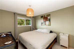 304-962 Island Hwy — listing photo 30 of 50