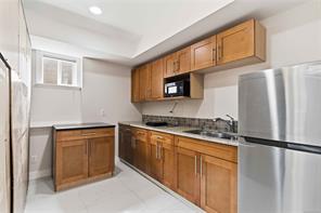 1416 Lang St — listing photo 32 of 49
