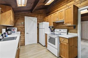 1416 Lang St — listing photo 39 of 49