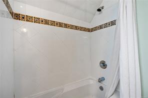 3-1376 Pandora Ave — listing photo 25 of 49