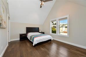1059 Clare St — listing photo 25 of 65