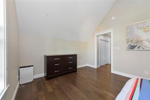 1059 Clare St — listing photo 26 of 65