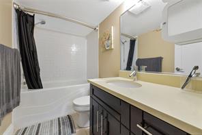 1059 Clare St — listing photo 44 of 65