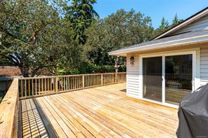 2962 Gladeson Lane — listing photo 16 of 42