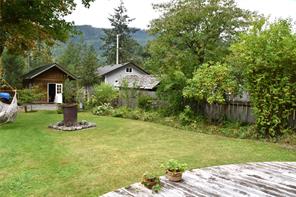 125 Maquinna Ave — listing photo 28 of 64