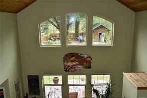 125 Maquinna Ave — listing photo 40 of 64