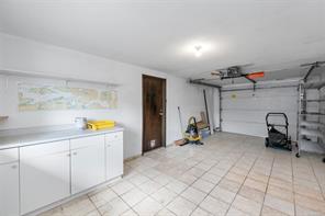 1582 Robert St — listing photo 23 of 24