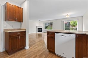 2729 Kendal Ave — listing photo 16 of 46