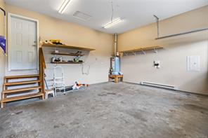 2729 Kendal Ave — listing photo 19 of 46
