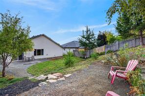 2729 Kendal Ave — listing photo 31 of 46
