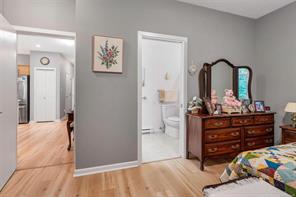 2410 Fern Way — listing photo 20 of 32