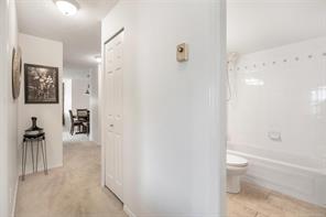 305-1593 Begbie St — listing photo 24 of 29