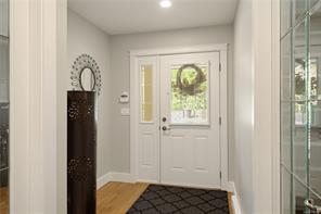 5419 Dunster Rd — listing photo 14 of 65