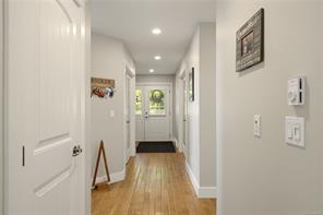 5419 Dunster Rd — listing photo 17 of 65
