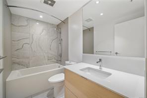 703-848 Yates St — listing photo 23 of 37