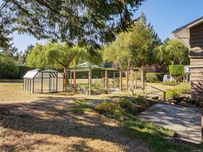 9743 Ardmore Dr — listing photo 30 of 37