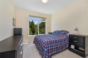 201-591 Latoria Rd — listing photo 17 of 26