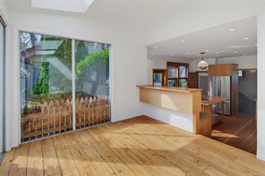 1569 PEMBROKE St — listing photo 25 of 54