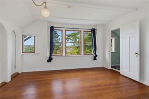 1569 PEMBROKE St — listing photo 29 of 54